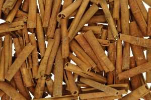 Cinnamon sticks for decoration 7,5 cm - 20 pcs.