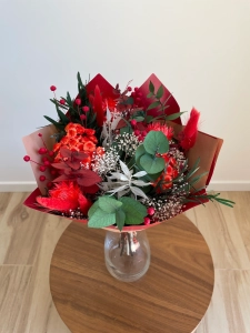 Dried flowers bouquet - red