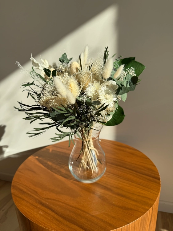 Dried flowers bouquet - white, standard