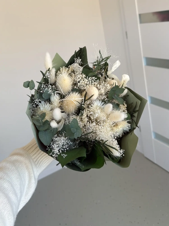 Dried flowers bouquet - white, standard