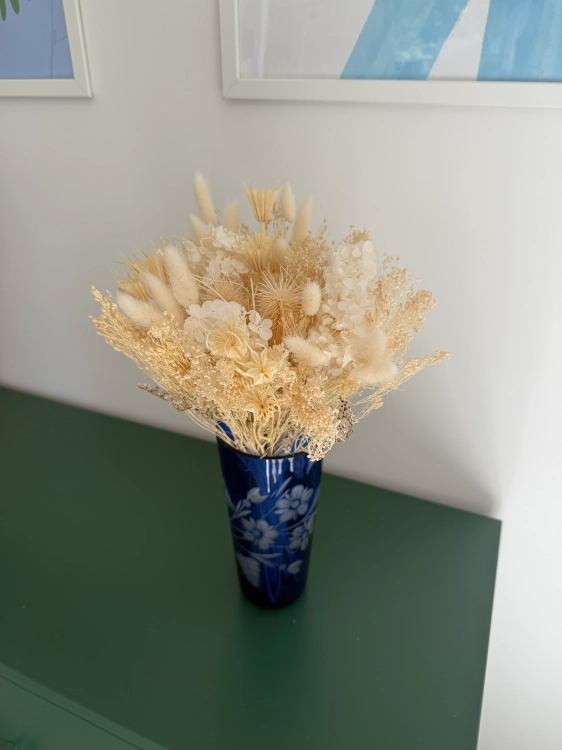 Dried flowers bouquet - cream
