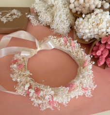 Suszone kwiaty na pierwszą komunię